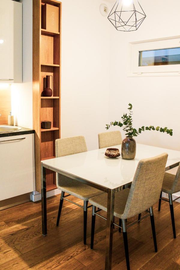 Apartament Przy Plazy Arka , Z Widokiem Na Morze :) Мєлно Екстер'єр фото
